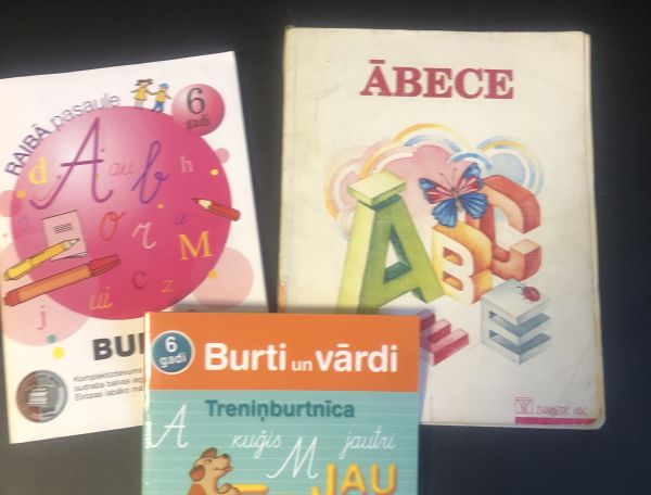 4B5220AE-1113-4A5D-9DCD-8A3EB29B6F36