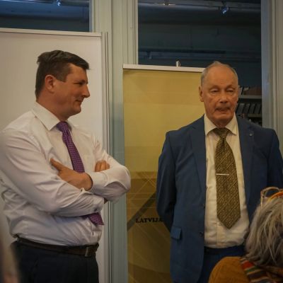 Pirms un pēc barikādēm 