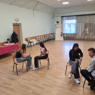 Neformālā aktivitāte jauniešiem “Pašvērtējums un mērķu sasniegšana”. 