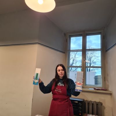 Jēkabpils BJC mazpulcēni izzina vēsturi un apdrukā audumu Krustpils pilī